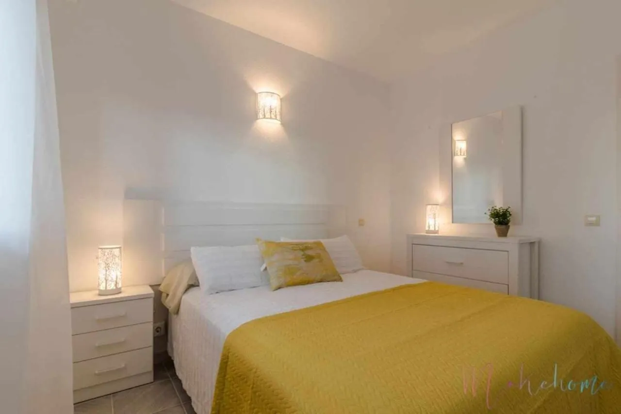 Apartamento Tres dormitorios vistas al mar junto a la playa Punta Umbría
